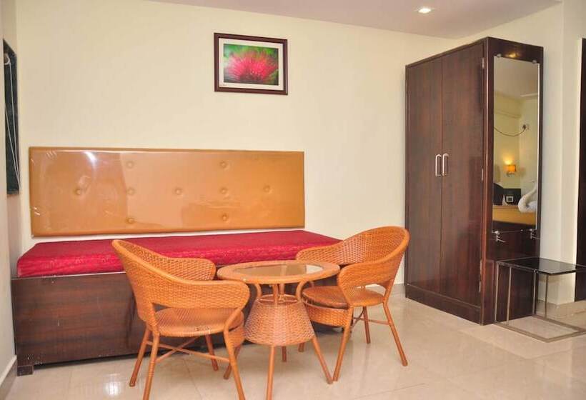 חדר דלוקס, Silver Leef