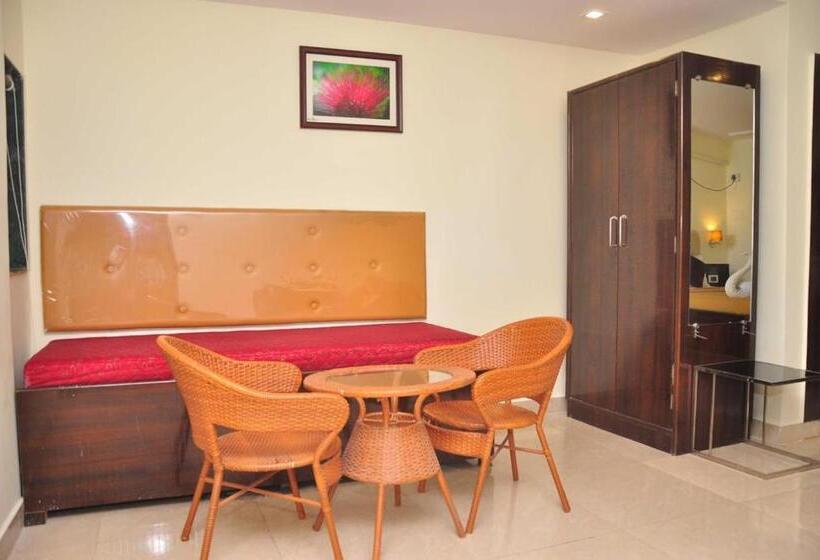 חדר דלוקס, Silver Leef