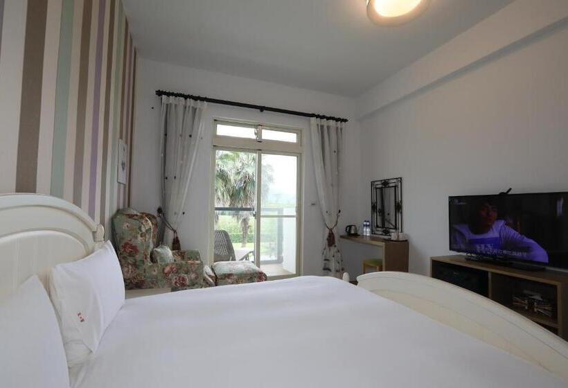 اتاق استاندارد, Amy+ Bnb