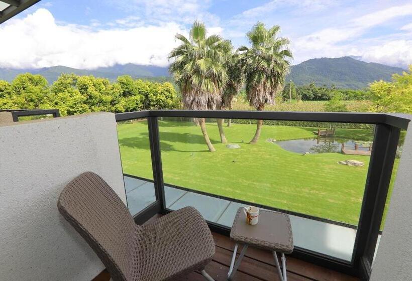 اتاق استاندارد, Amy+ Bnb