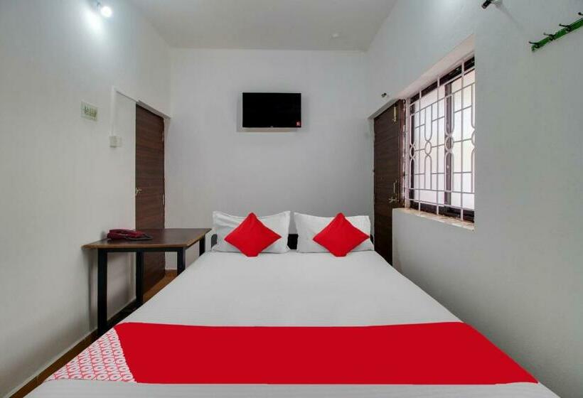 Deluxe Triple Room, O K S Inn