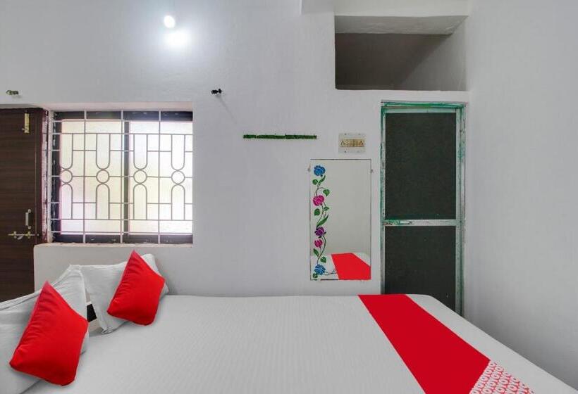 Deluxe Triple Room, O K S Inn