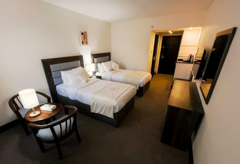 اتاق لوکس, Petra Castle