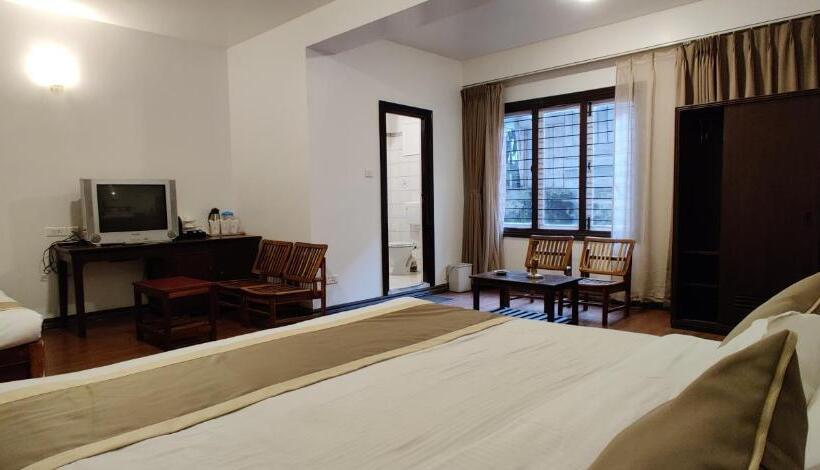 スタンダードトリプルルーム, Rendezvous