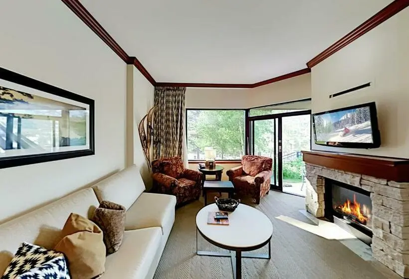 Talo 1 Makuuhuone, Resort At Squaw Creek S 128