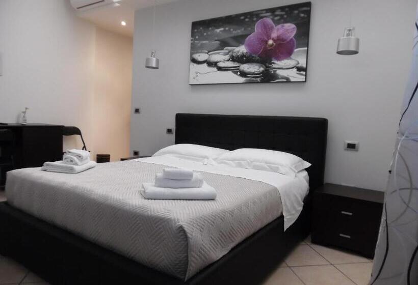 Номер Стандарт, Acquamarina B&b