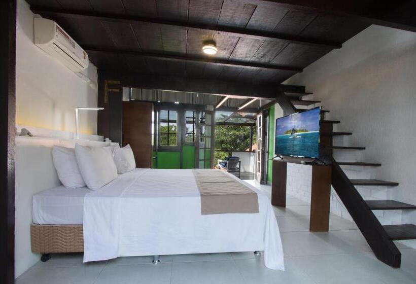 اتاق پریمیوم چهارنفره, Pousada Do Adriano