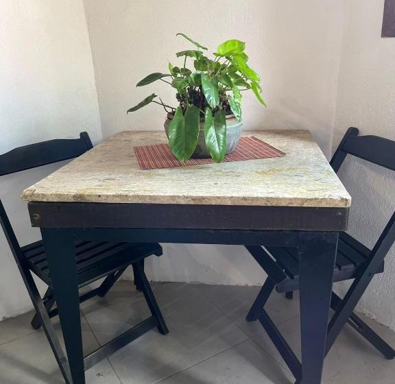 استودیوی استاندارد, Pousada Do Adriano