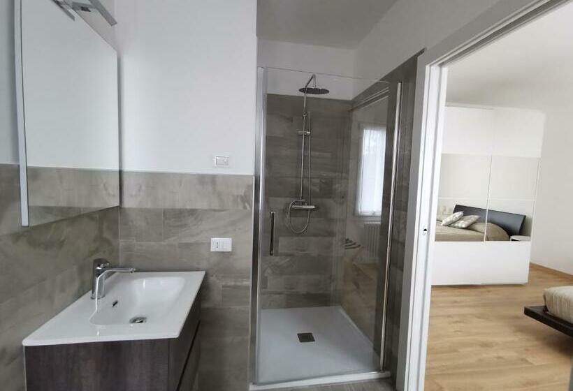 Номер Стандарт, B&b Desdema