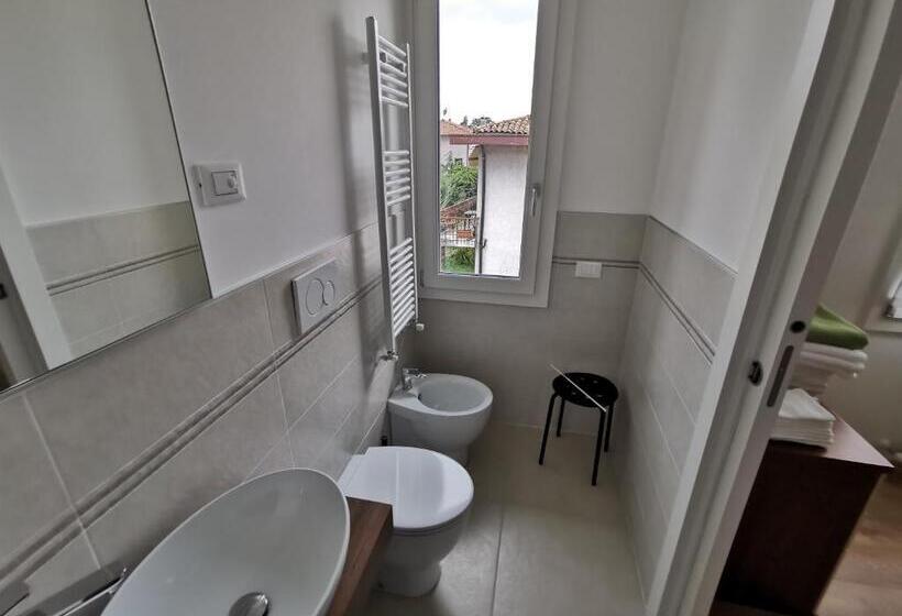 Номер Стандарт, B&b Desdema