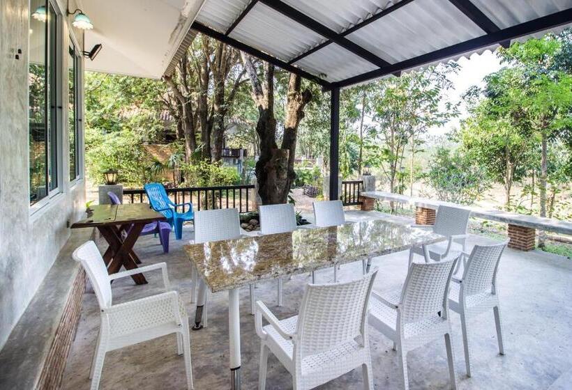 Дом 2 Спальни, Baan Naratawan