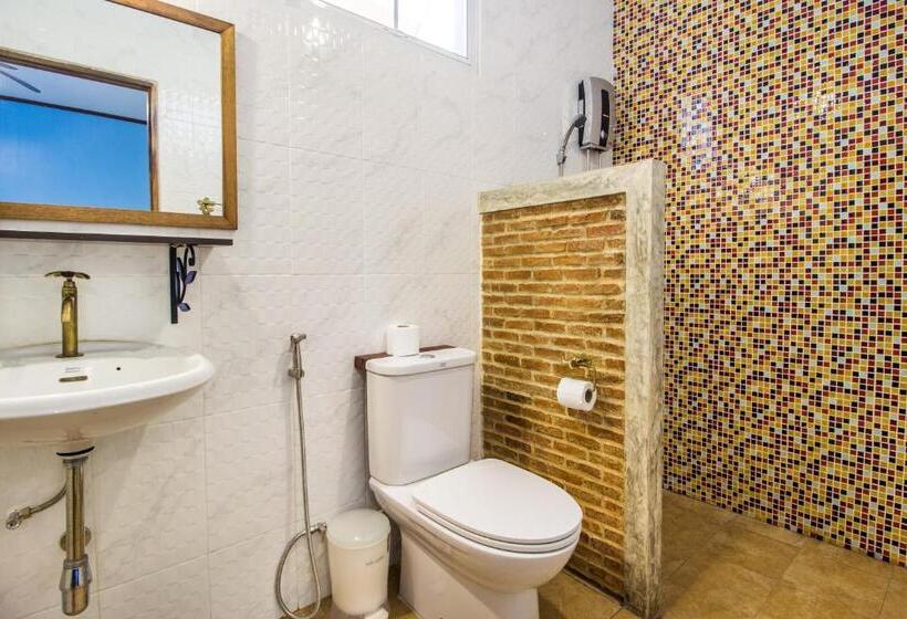 Дом 2 Спальни, Baan Naratawan