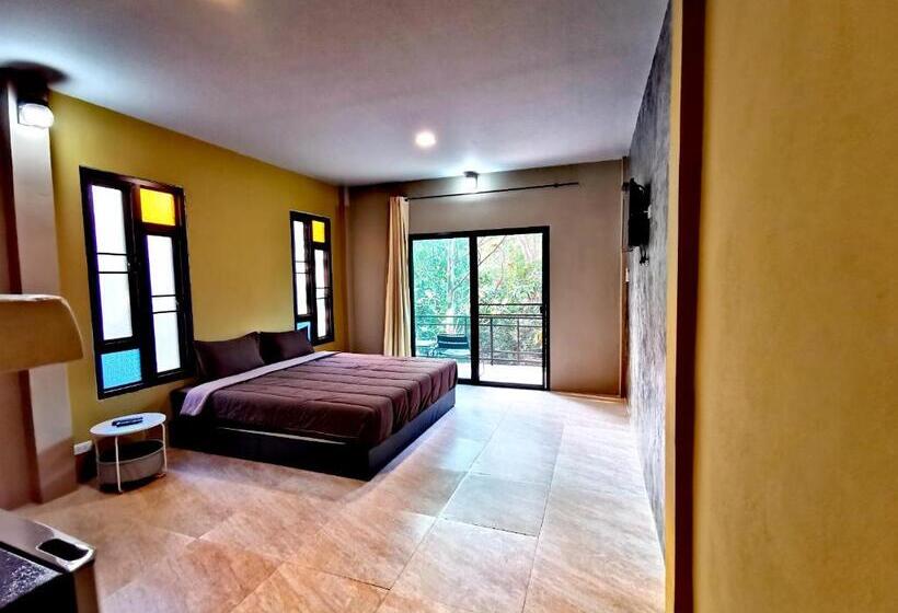 Номер Стандарт с Балконом, Baan Naratawan