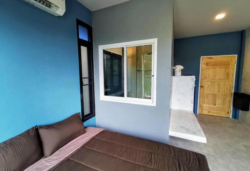 Номер Deluxe Вид на Море, Baan Naratawan