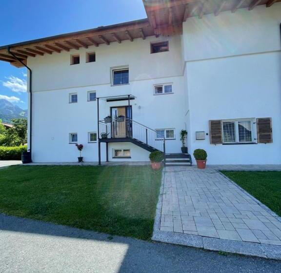 Апартаменты 1 Спальня, Haus Hager