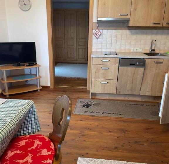 Апартаменты 2 Спальни, Haus Hager