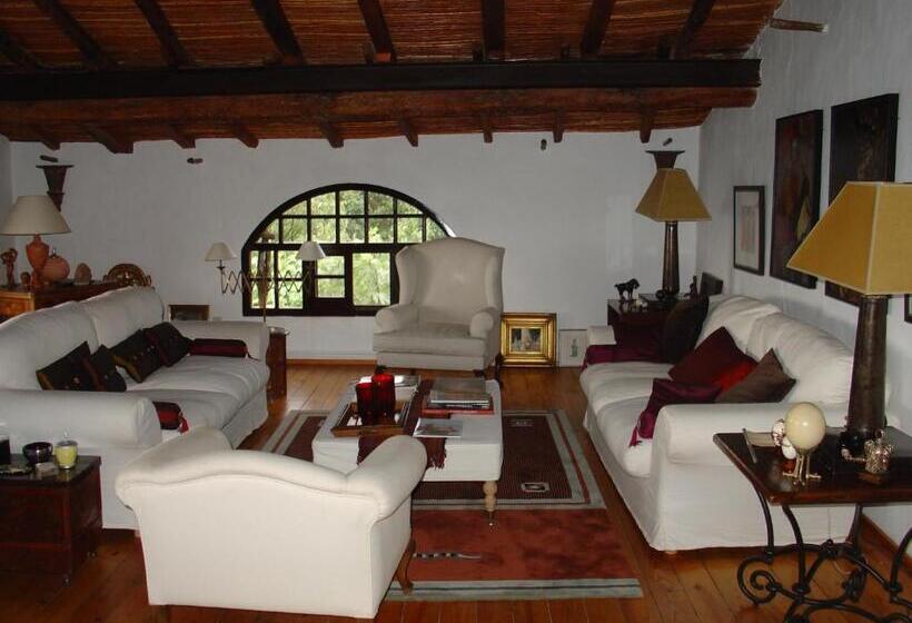 דירת חדר, Can Serola