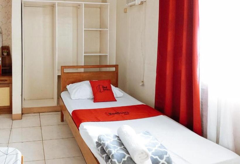 Номер Стандарт, Reddoorz Near Davao Airport