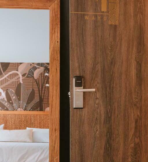 Suite with Terrace, Sui Boutique