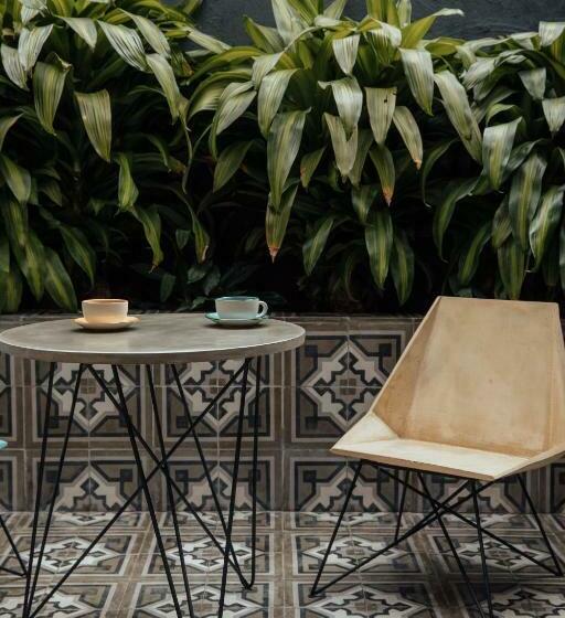 Suite with Terrace, Sui Boutique