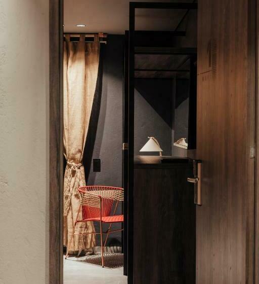 Suite with Terrace, Sui Boutique