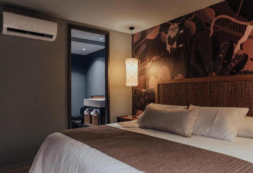 Suite with Terrace, Sui Boutique