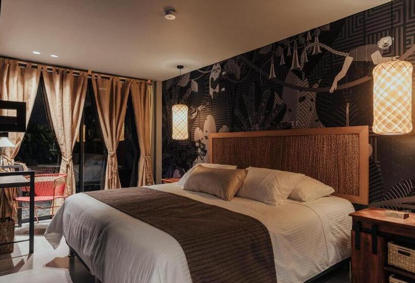 Suite with Terrace, Sui Boutique