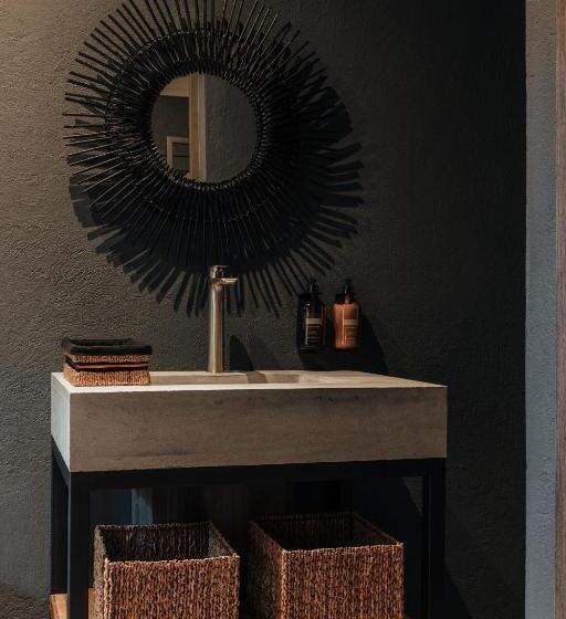 سوییت, Sui Boutique