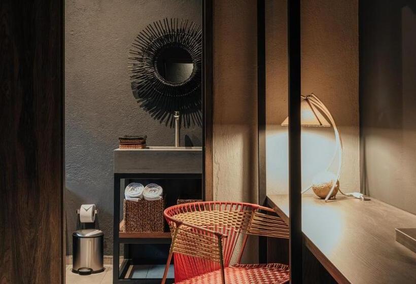 سوییت, Sui Boutique