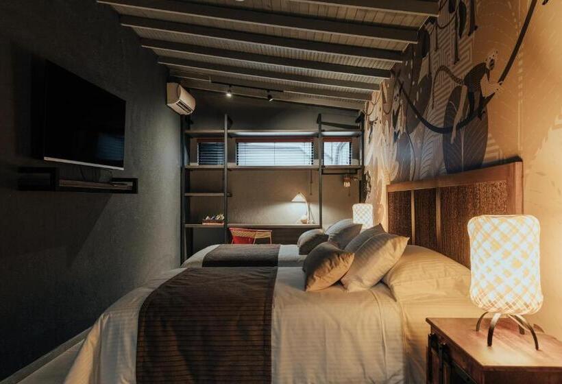 اتاق لوکس, Sui Boutique