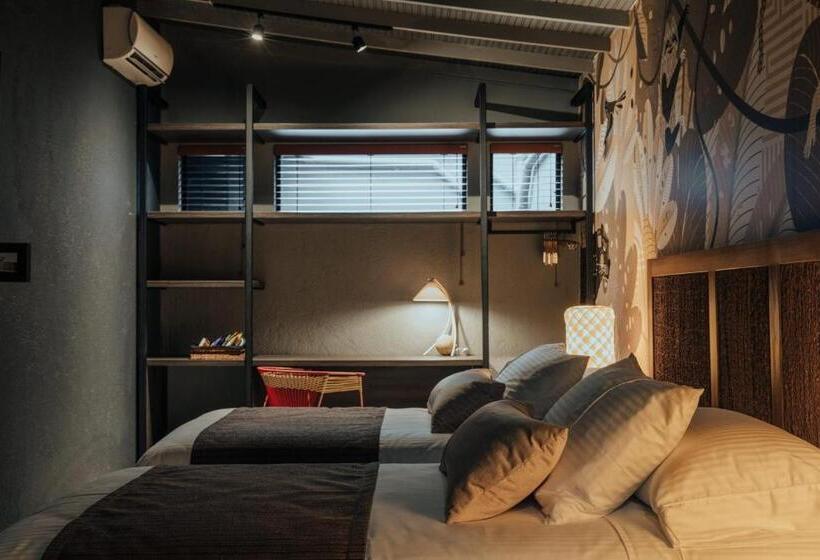 اتاق لوکس, Sui Boutique