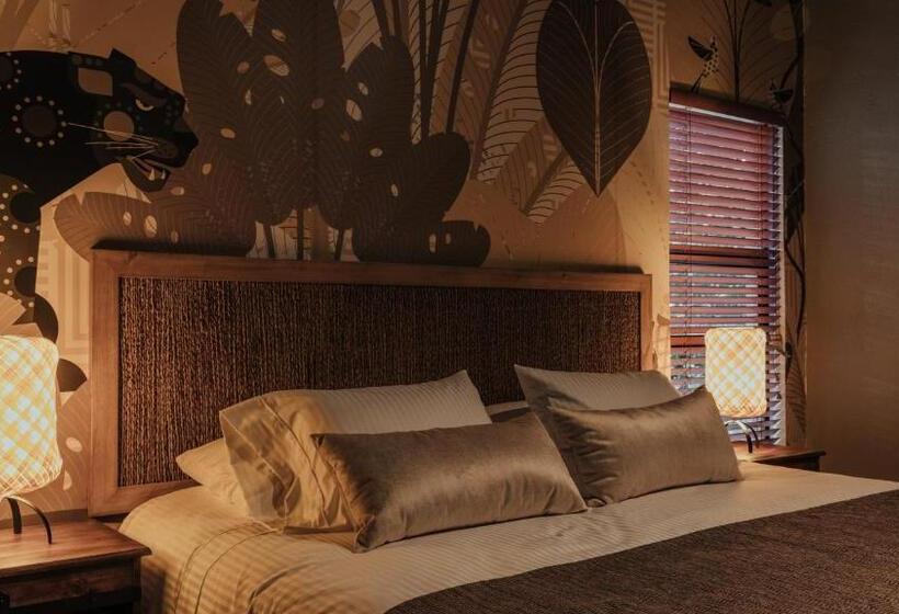 سوییت, Sui Boutique