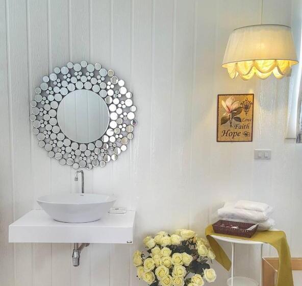 Номер Deluxe с Гидромассажем, Terrua Main Ten Villa Garden