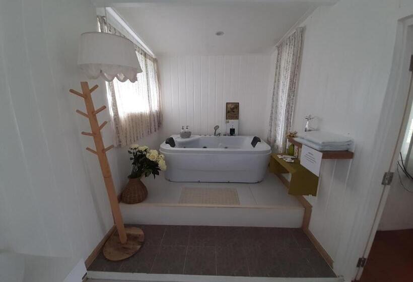 Номер Deluxe с Гидромассажем, Terrua Main Ten Villa Garden