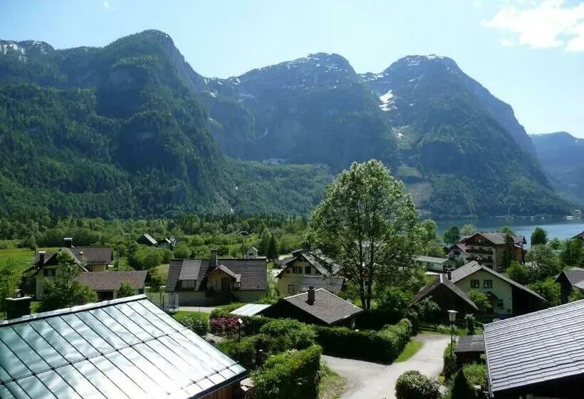 レイクビュースタンダードルーム, Haus Salzkammergut