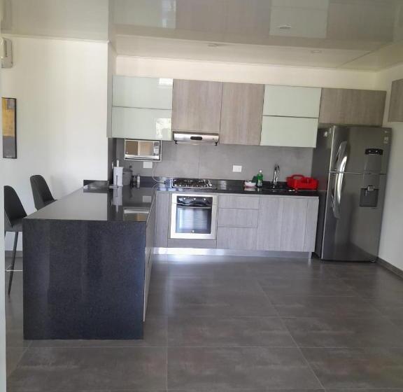 استودیو خانوادگی, Posada Nativa Trinsan Campestre