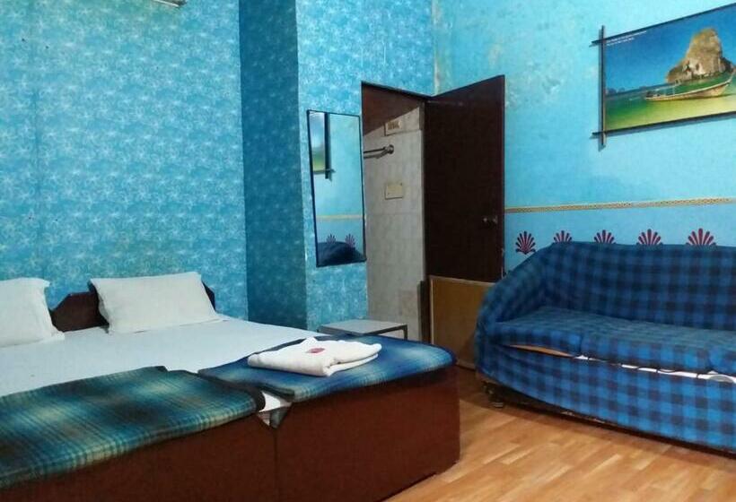 スタンダードルーム, Raj