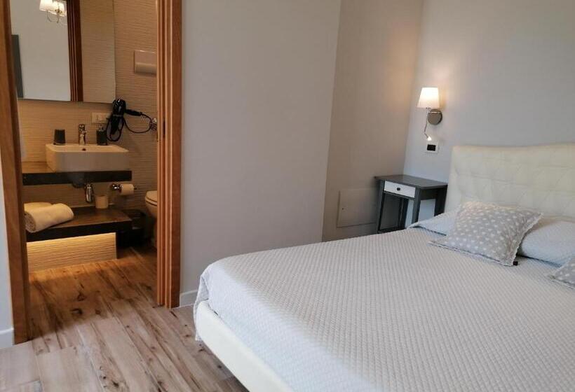 Номер Deluxe Вид на Море Боковой, Antica Cascina Del Golfo