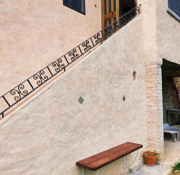 آپارتمان 1 خوابه با چشمانداز باغ, Il Corbezzolo