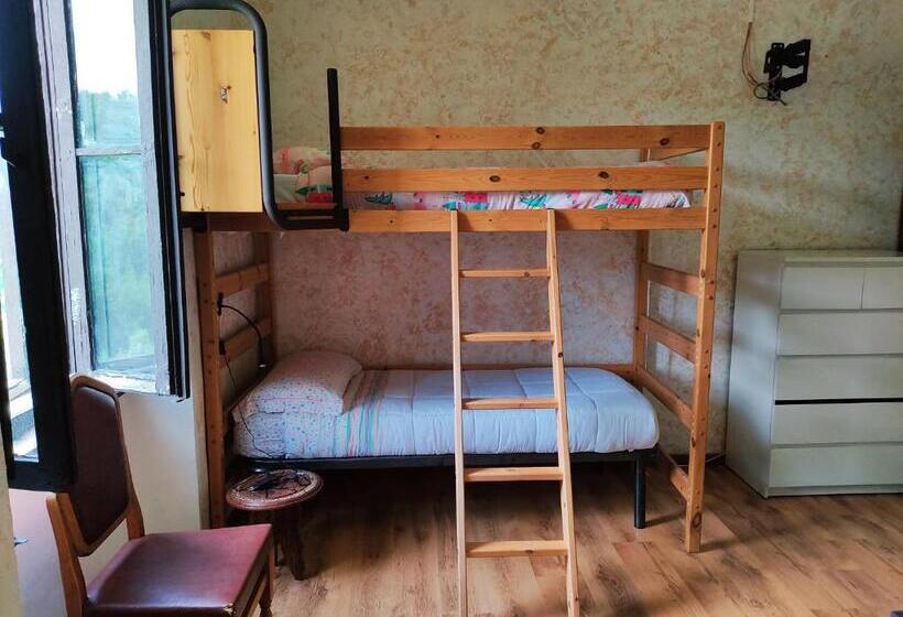 דירת חדר נוף לגינה, Il Corbezzolo