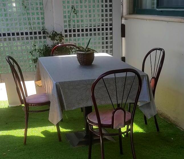 דירת חדר בקומת קרקע, Il Corbezzolo