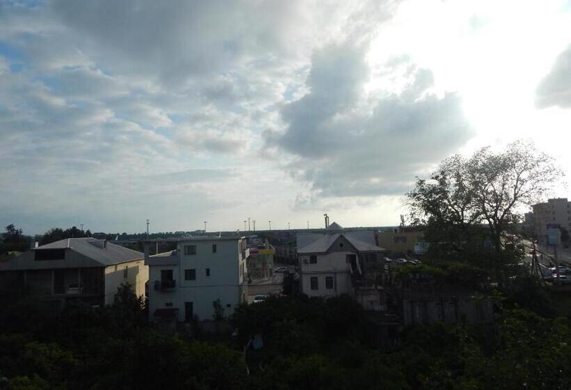 اتاق لوکس سه تخته, My House