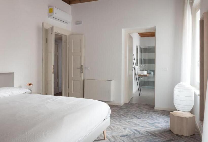 اتاق سوپریور, Residenza Giulio Romano