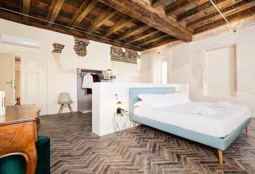 ジュニアスイート, Residenza Giulio Romano