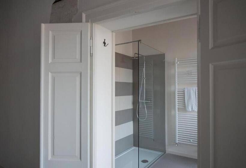 اتاق لوکس, Residenza Giulio Romano