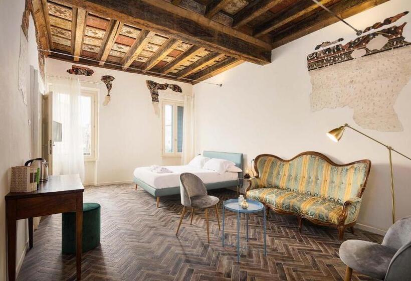 اتاق لوکس, Residenza Giulio Romano