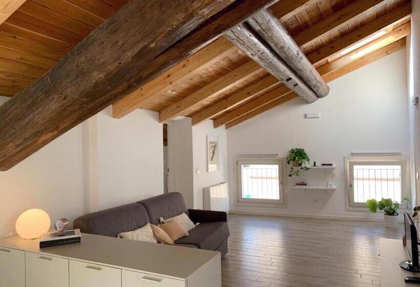 آپارتمان 1 خوابه, Residenza Giulio Romano