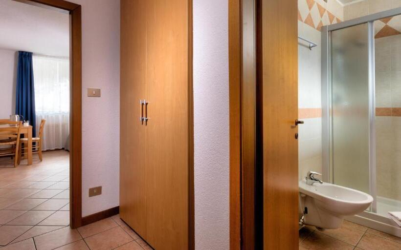 דירת חדר סופריור, Residence Kristall