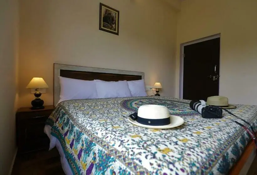 Deluxe-huone, Paridhi Niwas, Ranthambore  Near Tiger Safari Zones 1 5