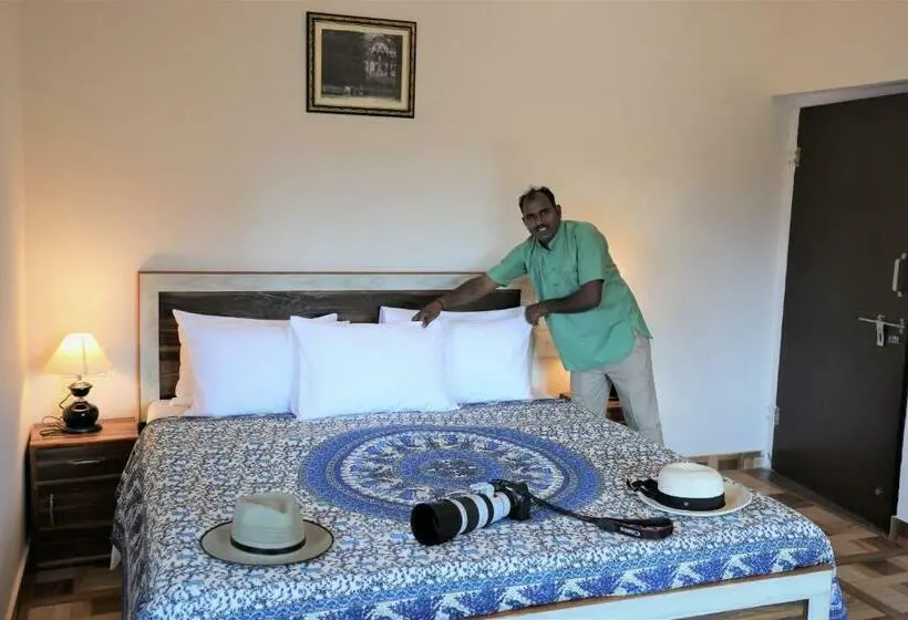 Deluxe-huone, Paridhi Niwas, Ranthambore  Near Tiger Safari Zones 1 5